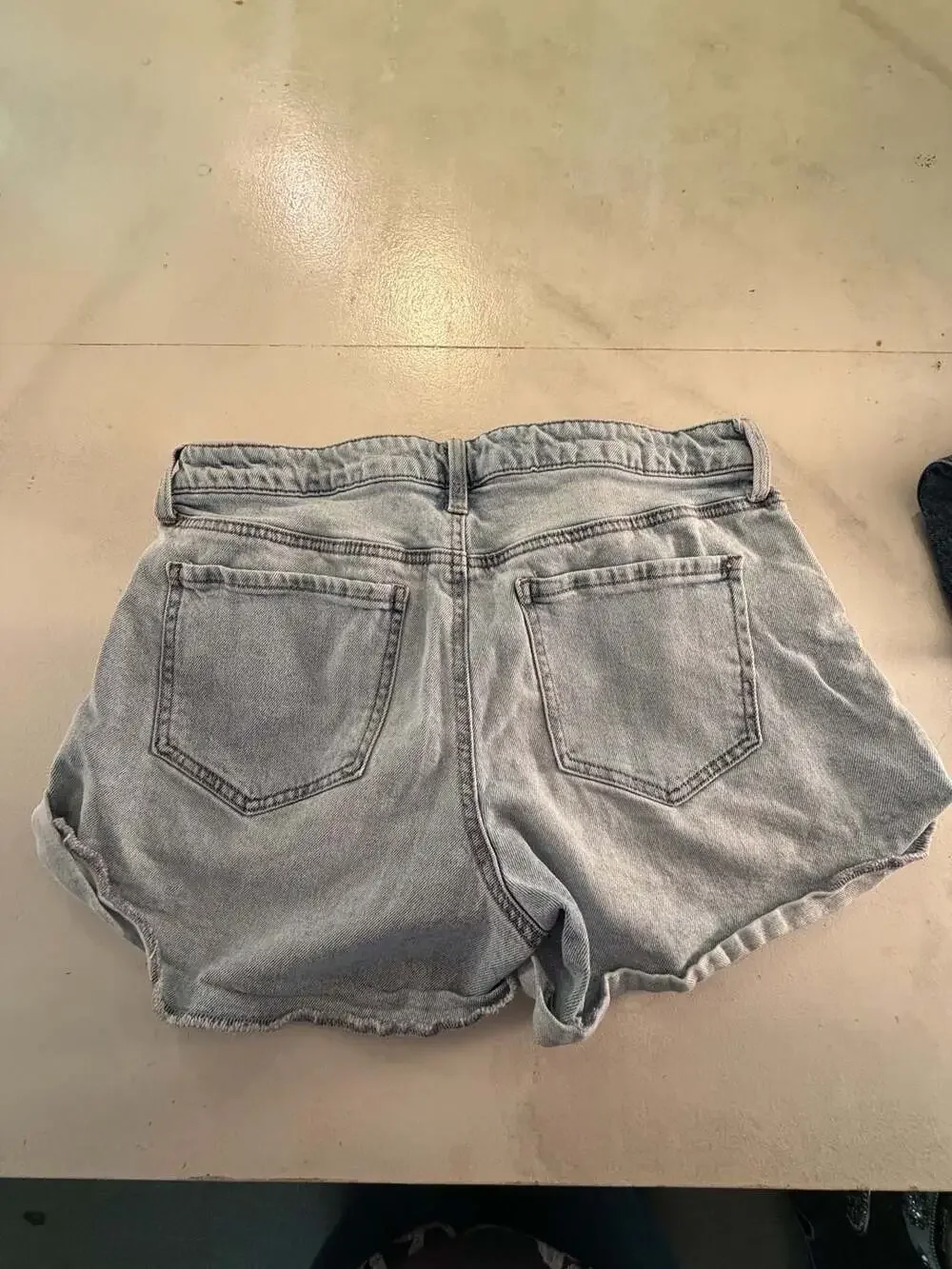 11/30 Mid-Rise Cuffed Denim Shorts